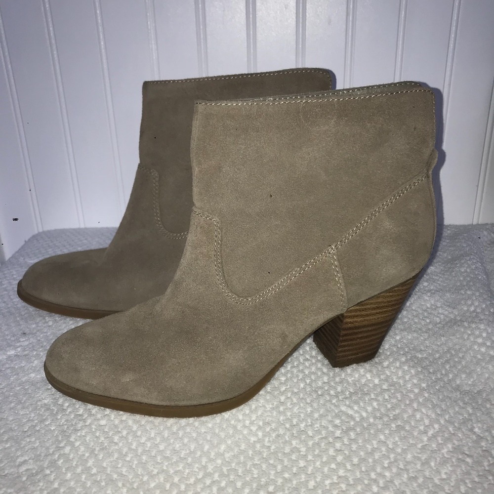 Nine West Gray Taupe Suede Ankle Boots Chunky Heel 10M